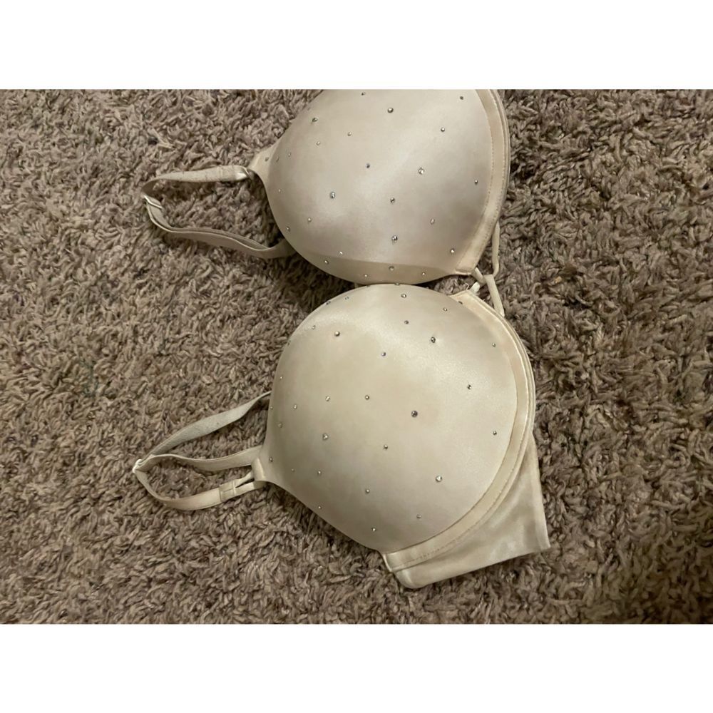Bundle Of 2 Victoria’s Secret Push Up Padded Bra … - image 3
